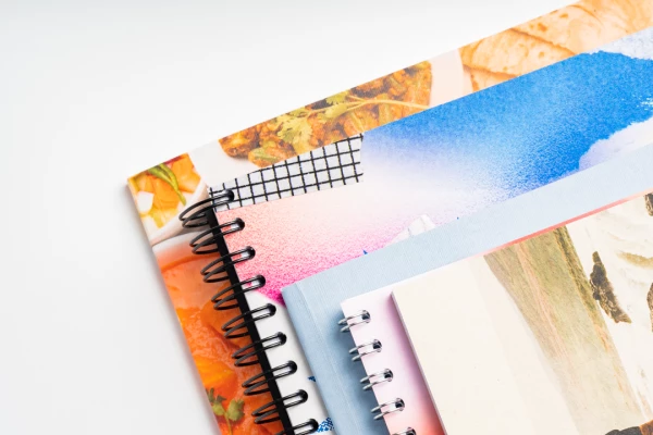 Details photo different binding methods